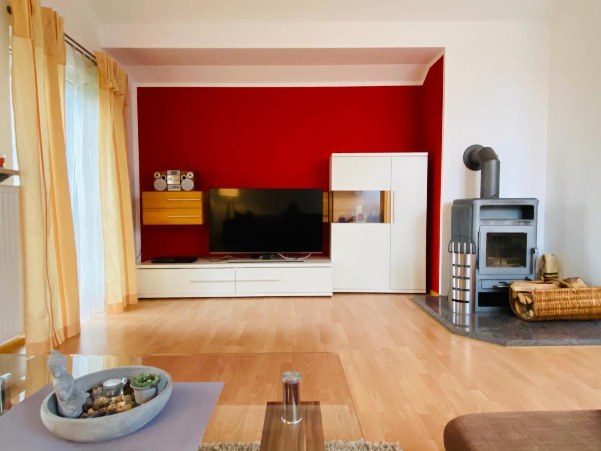Ferienwohnung Bellissima Ering Bagian luar foto