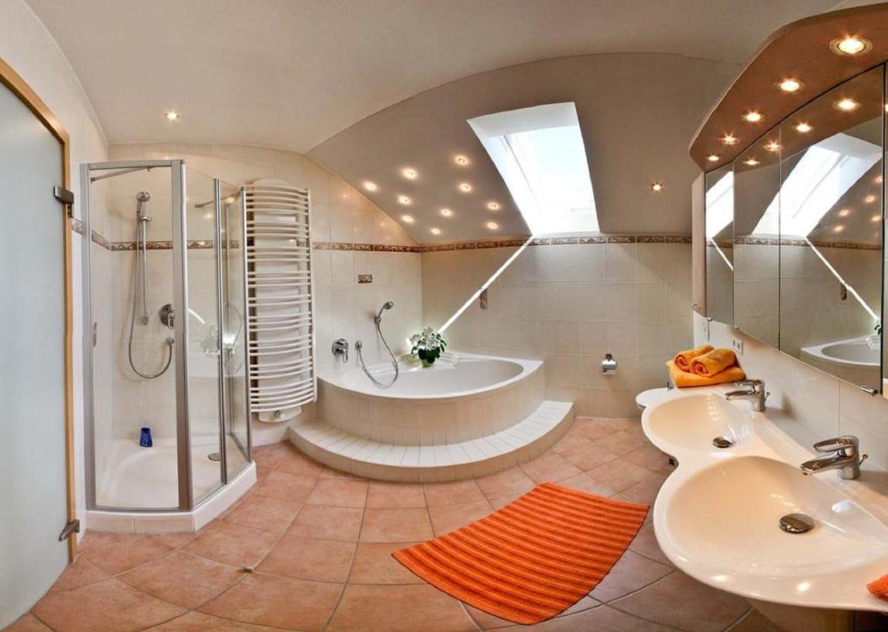 Ferienwohnung Bellissima Ering Bagian luar foto